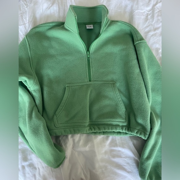 Aritzia green quarter zip cropped sweater - Picture 1 of 4